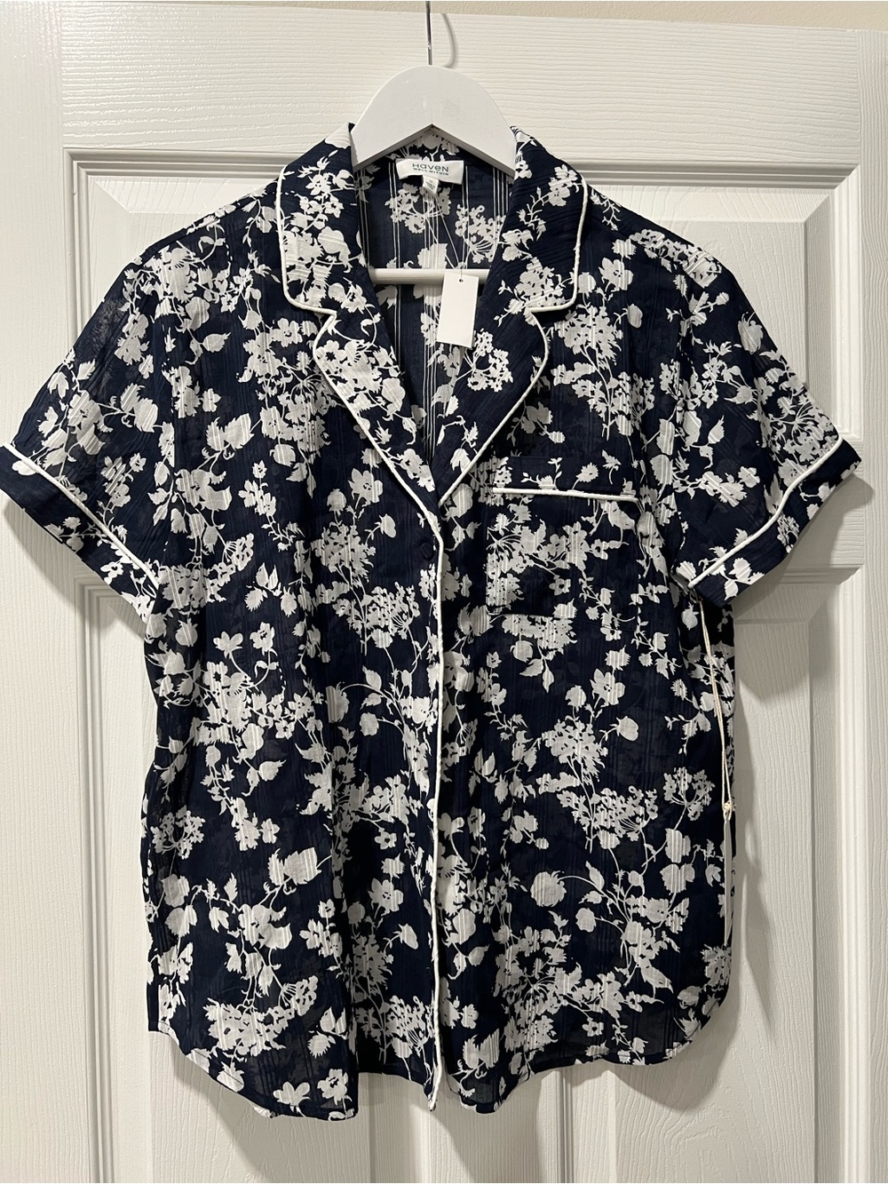 Navy & White Floral Short-Sleeve Pajama Top - Women